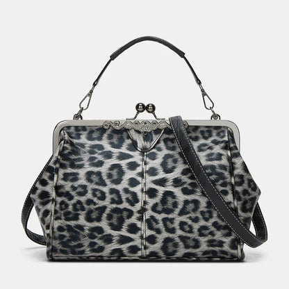👜 2026 New Retro Fashion Clip Bag👛Combining Elegance and Practicality!